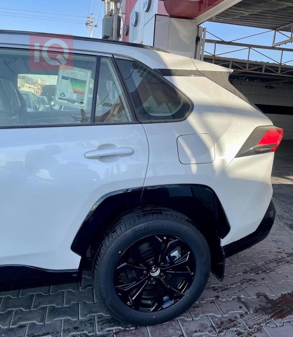 تويوتا راف 4